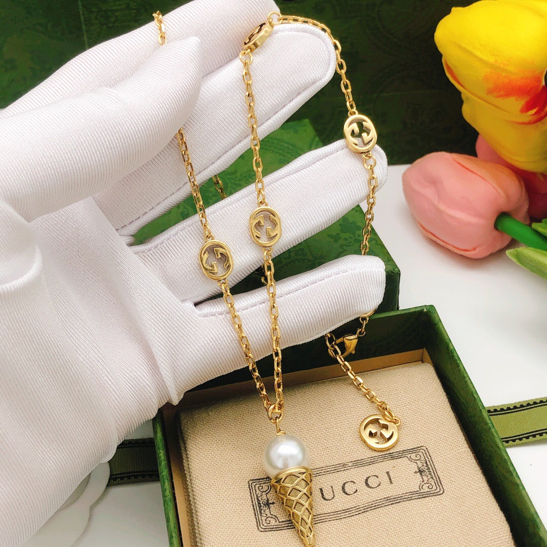 Gucci Interlocking G Antique Gold-Tone Necklace - album image 4