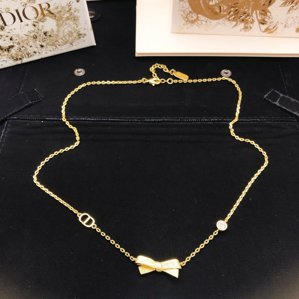 Dior Gold-Tone Sculpted Bow Necklace - product image 4