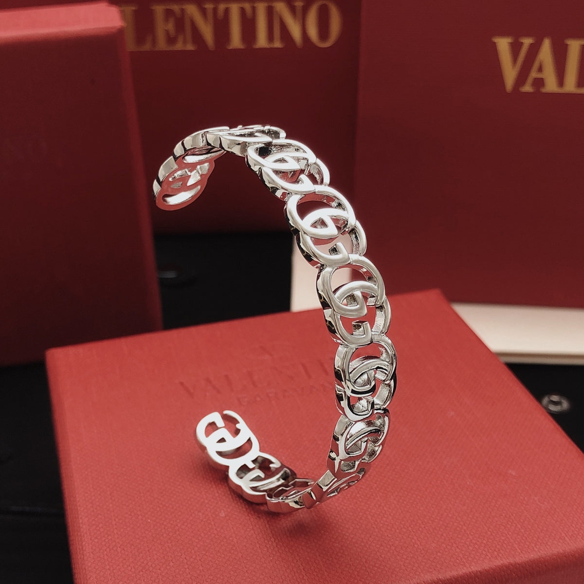 Gucci Polished Bangle - album image 4