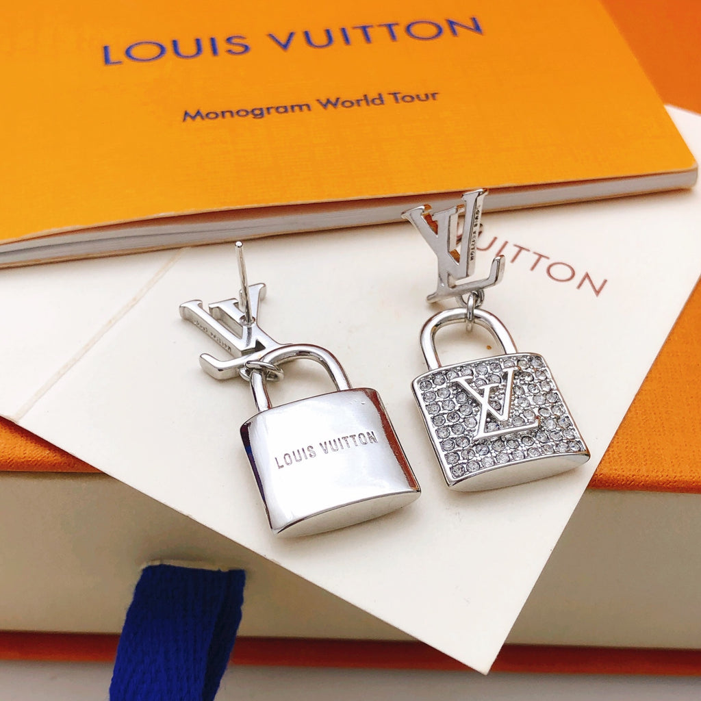 Louis Vuitton Lock Earrings - album image 4