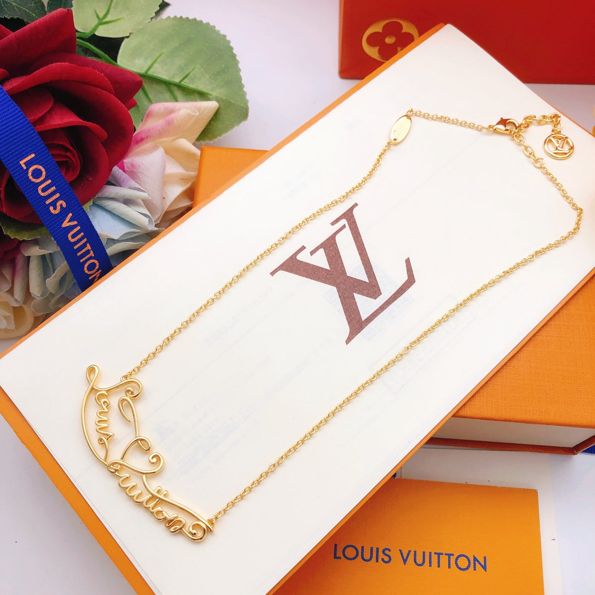 Louis Vuitton LV Letter Polished Necklace - album image 4