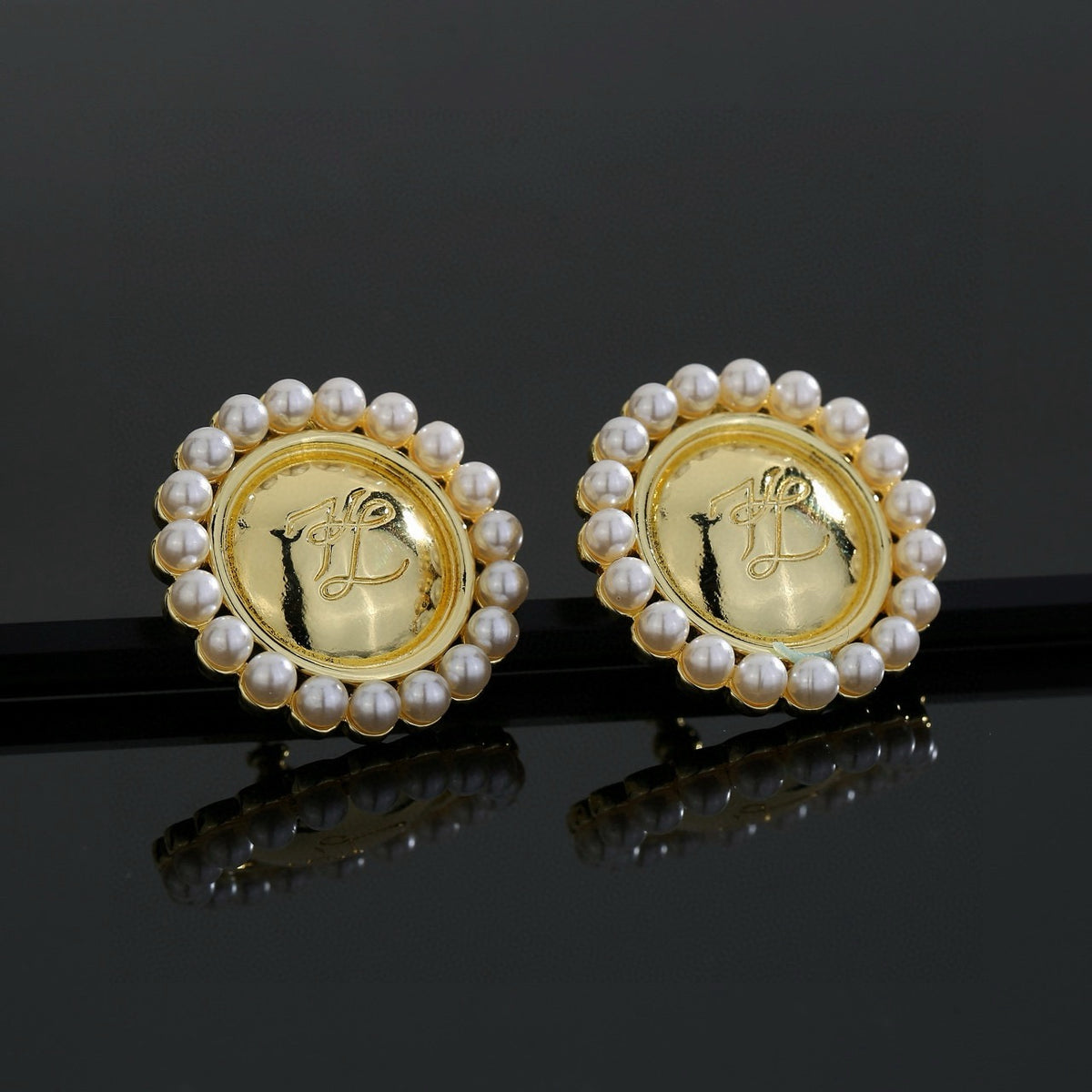 Loewe Pearl-Look Halo Oval Emblem Earrings - product image 5