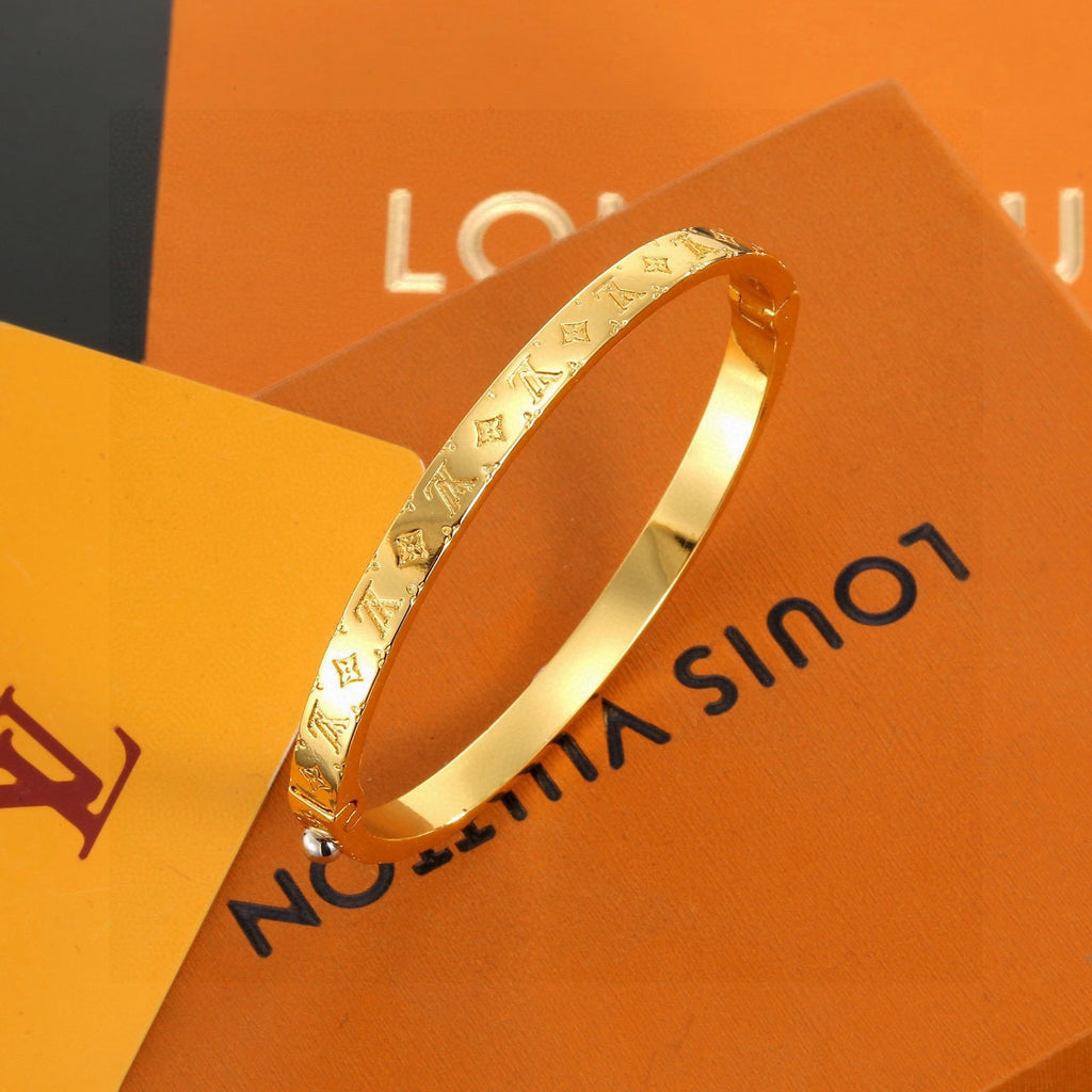 Louis Vuitton Clover Openwork Bangle - album image 1
