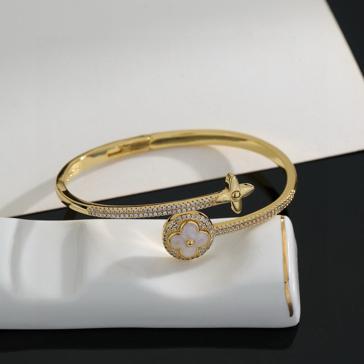 Louis Vuitton Clover Bangle - album image 5