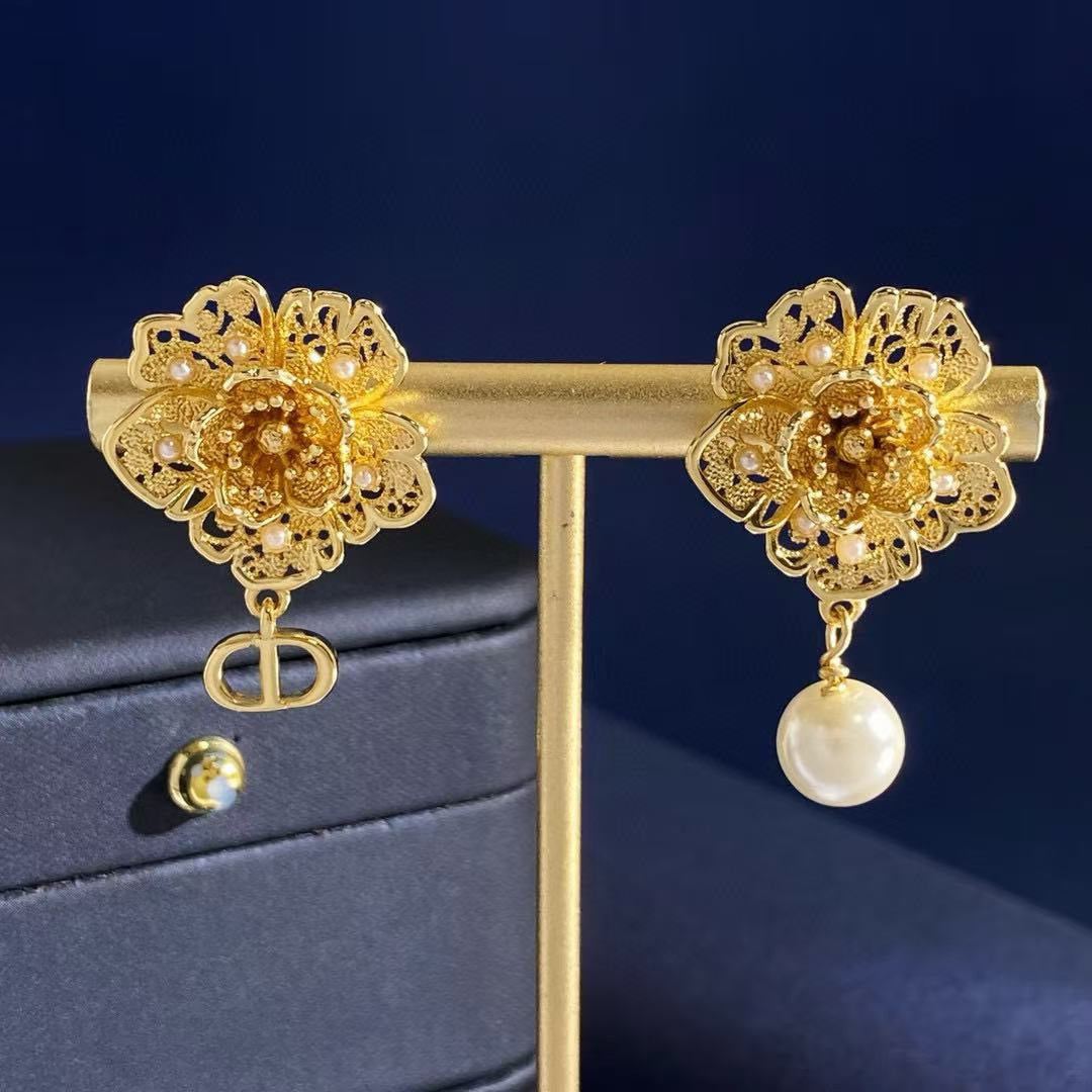 Dior Floral Asymmetric Drop Earrings - product image 1