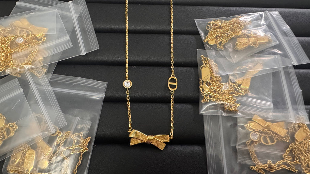 Dior Gold-Tone Sculpted Bow Necklace - product image 8