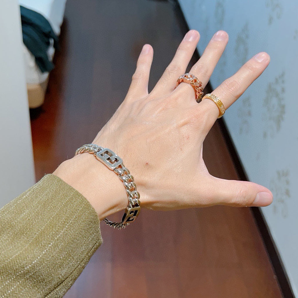 Gucci Silver-Tone Rectangular Openwork Link Bracelet - album image 6