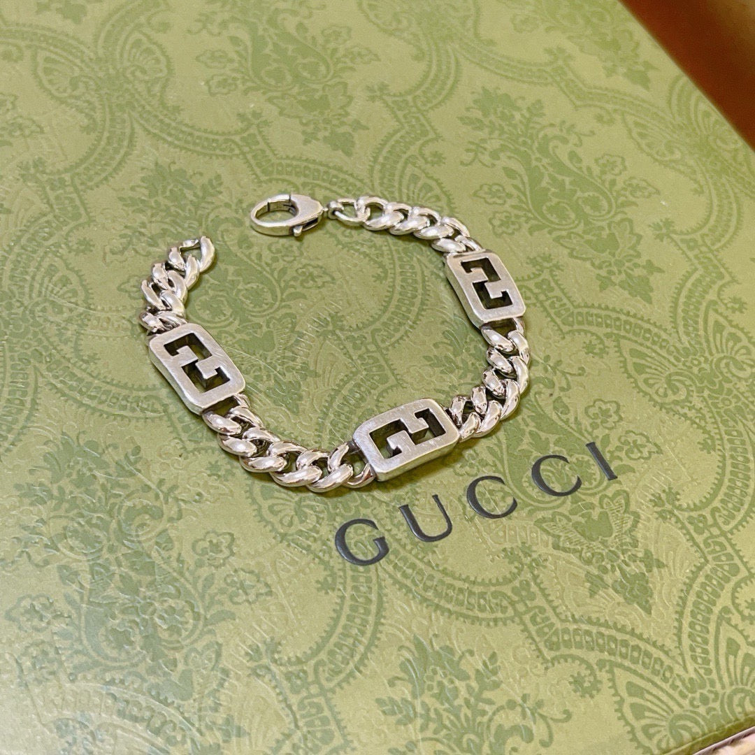 Gucci Silver-Tone Rectangular Openwork Link Bracelet - album image 1