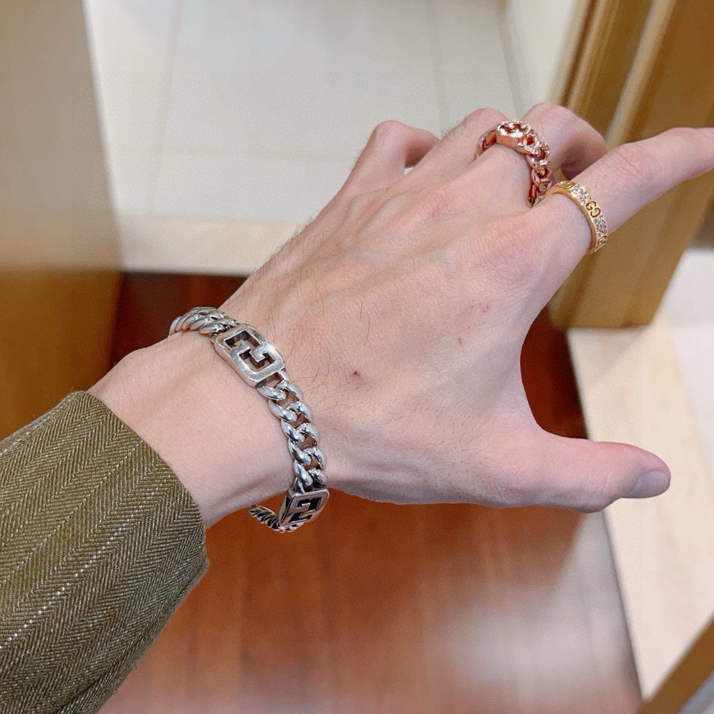 Gucci Silver-Tone Rectangular Openwork Link Bracelet - album image 9