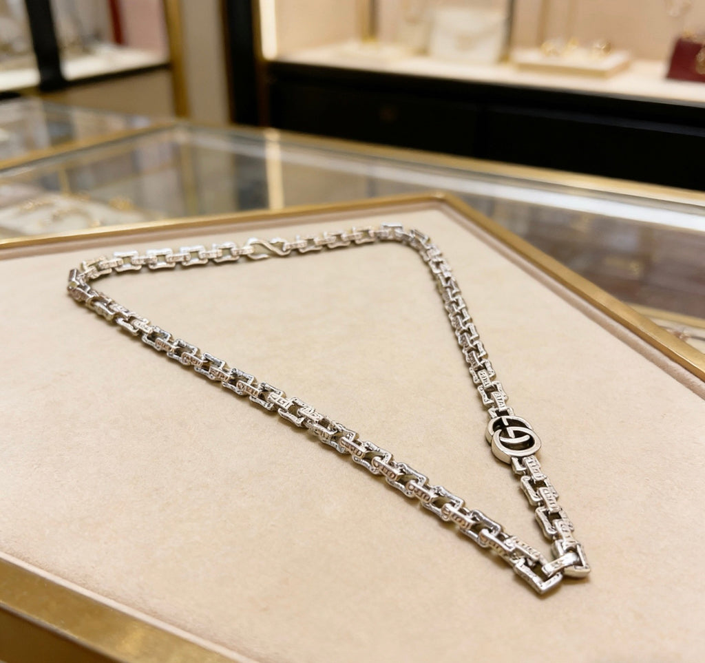 Gucci Anger Forest Interlocking G Antiqued Chain Necklace - album image 4