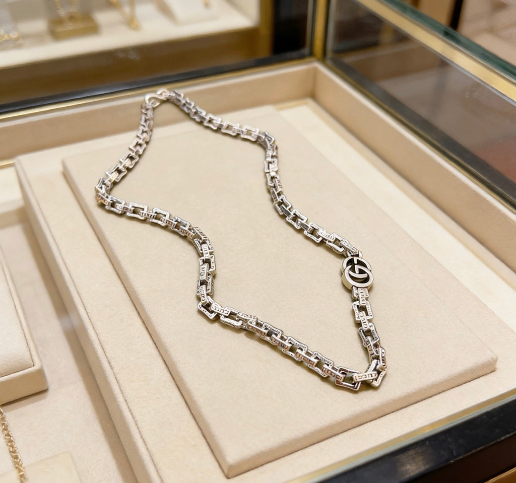 Gucci Anger Forest Interlocking G Antiqued Chain Necklace - album image 2
