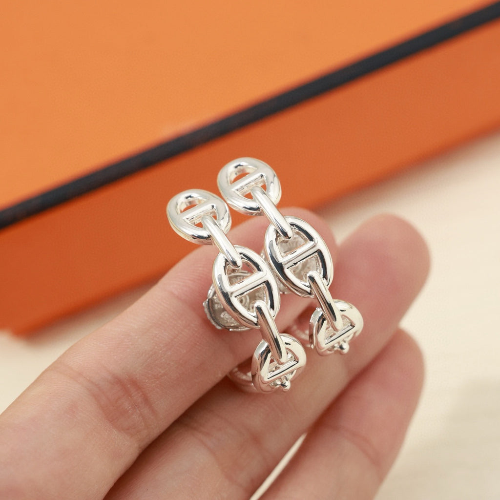 Hermès Silver-Tone Open Anchor-Link Ring - album image 1