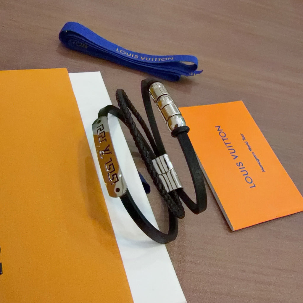 Louis Vuitton Blue Antiqued Leather Chain Bracelet - album image 4