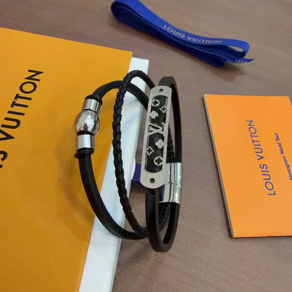 Louis Vuitton Blue Antiqued Leather Chain Bracelet - album image 8