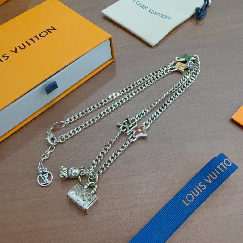 Louis Vuitton Silver-Tone Antiqued Chain Necklace - album image 6