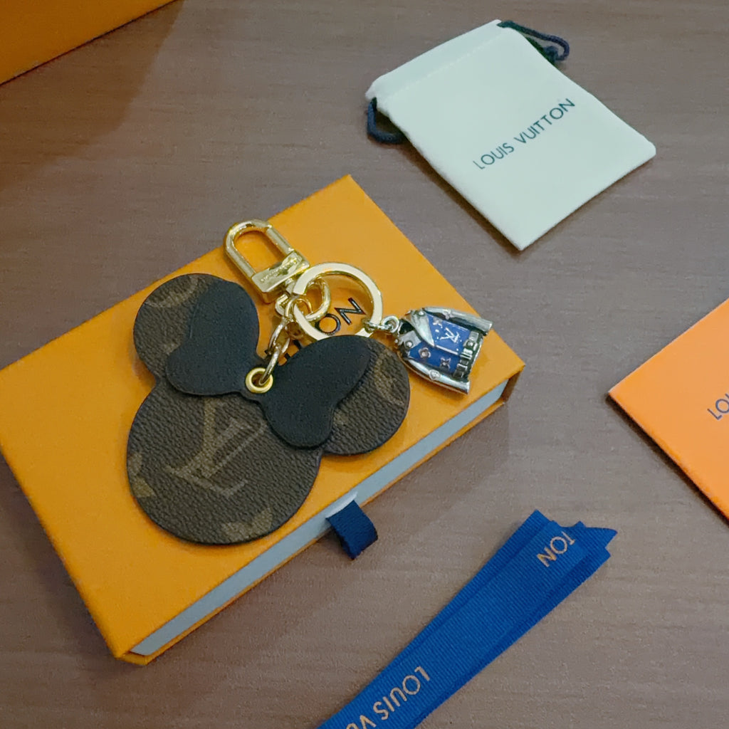 Louis Vuitton Brown Flower and Monogram Disc Keychain - album image 3