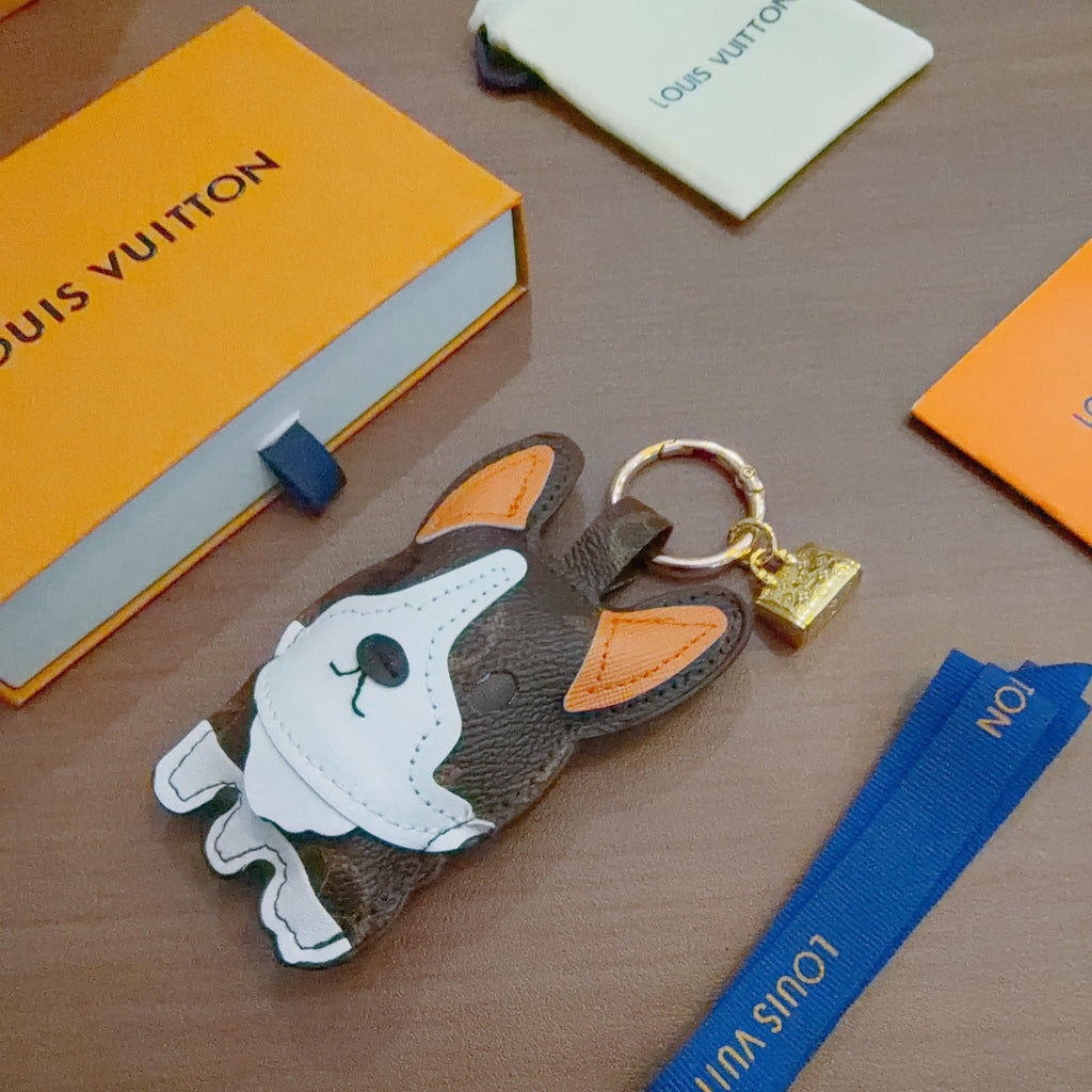 Louis Vuitton Black and White Cat Keychain - album image 4