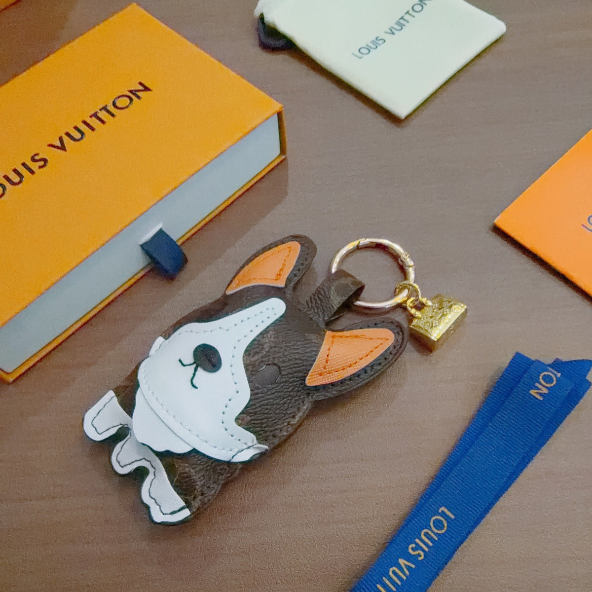 Louis Vuitton Black and White Cat Keychain - album image 4