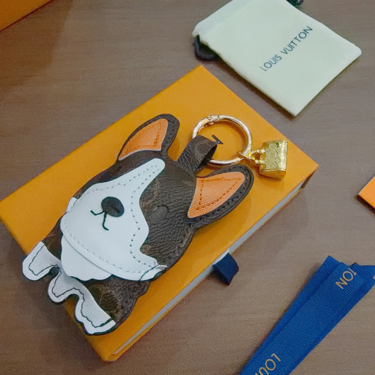 Louis Vuitton Black and White Cat Keychain - album image 6