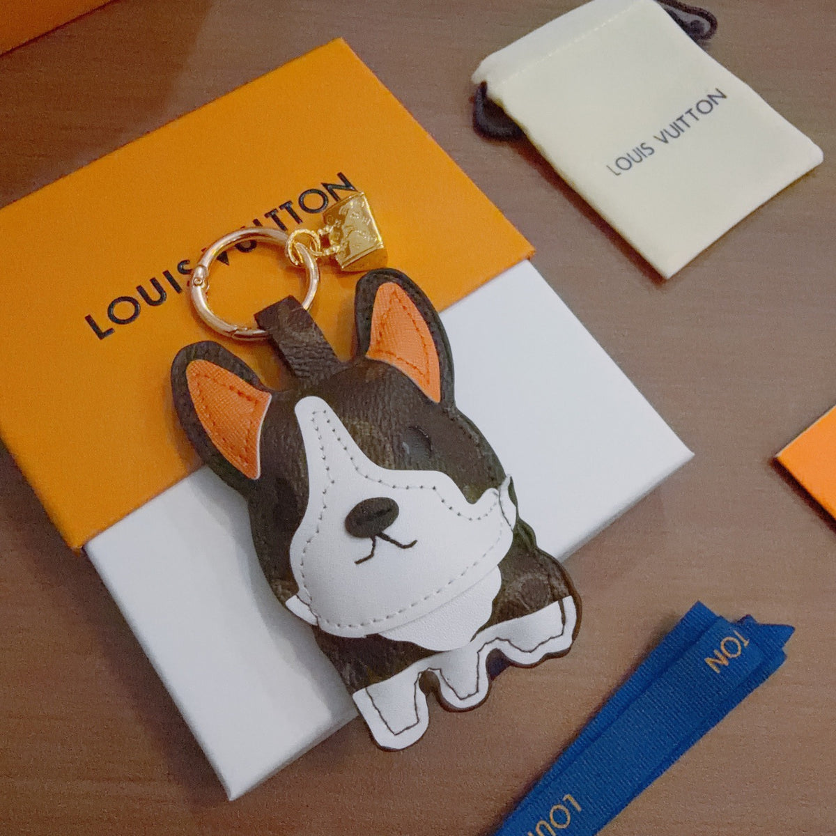 Louis Vuitton Black and White Cat Keychain - album image 5