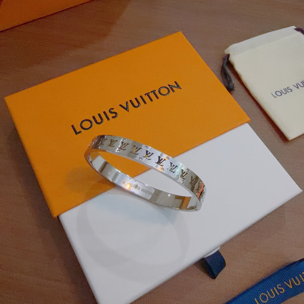 Louis Vuitton Pale Blue Engraved Open Bangle - album image 5