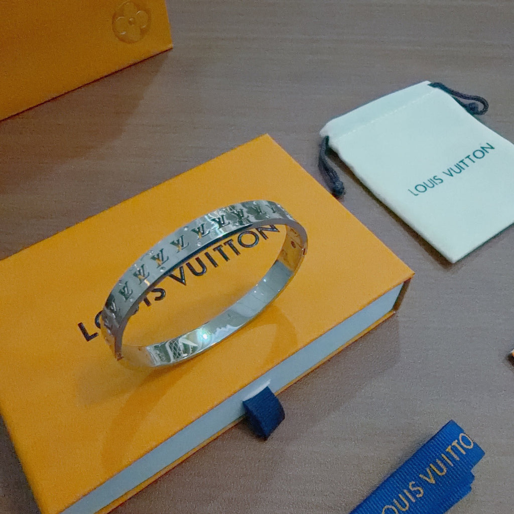 Louis Vuitton Pale Blue Engraved Open Bangle - album image 3