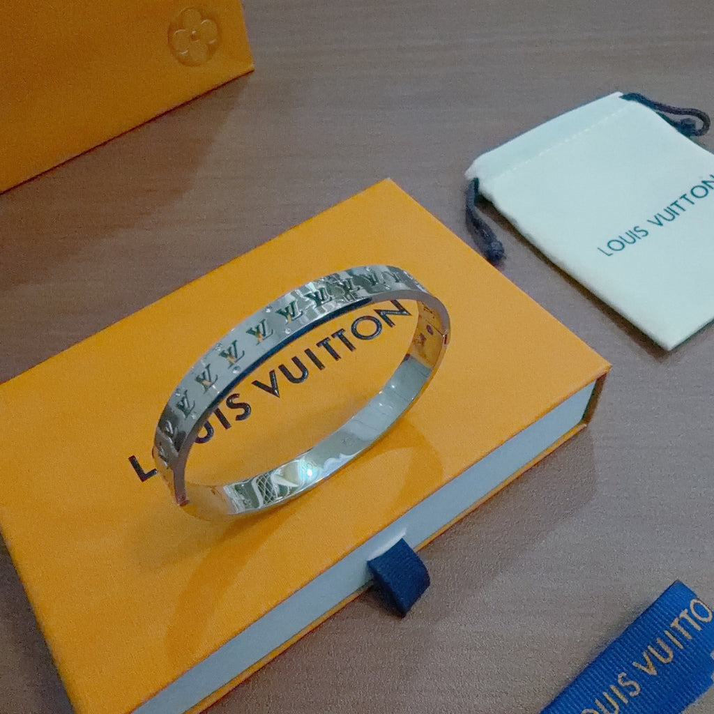 Louis Vuitton Pale Blue Engraved Open Bangle - album image 6