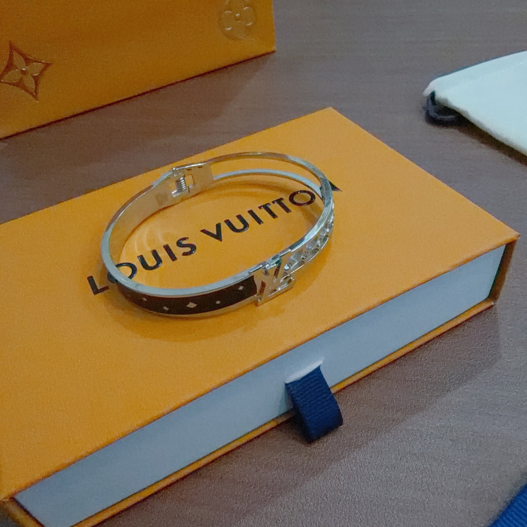 Louis Vuitton Silver-Tone Engraved Open Bangle - album image 3