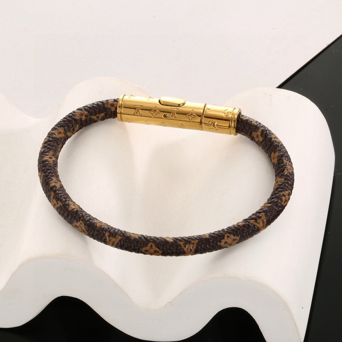 Louis Vuitton Circle Gold-Tone Leather Bracelet - album image 5