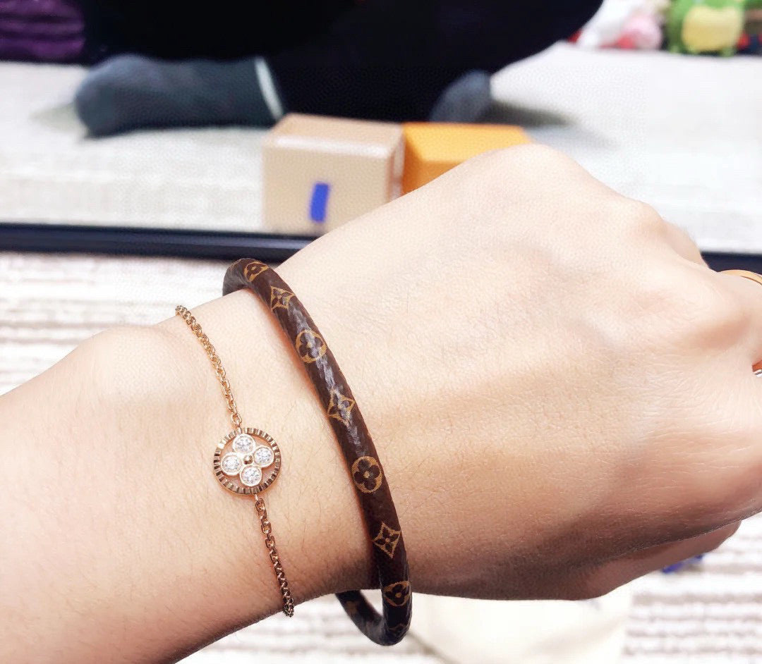 Louis Vuitton Circle Gold-Tone Leather Bracelet - album image 6
