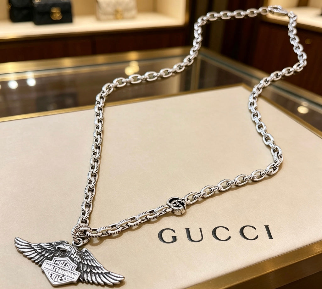 Gucci Anger Forest Interlocking G Antique Silver-Tone Silver-Tone Antiqued Chain Necklace - album image 1