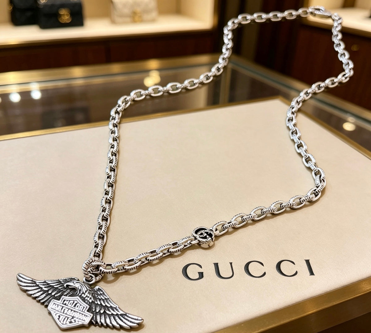 Gucci Anger Forest Interlocking G Antique Silver-Tone Silver-Tone Antiqued Chain Necklace - album image 1