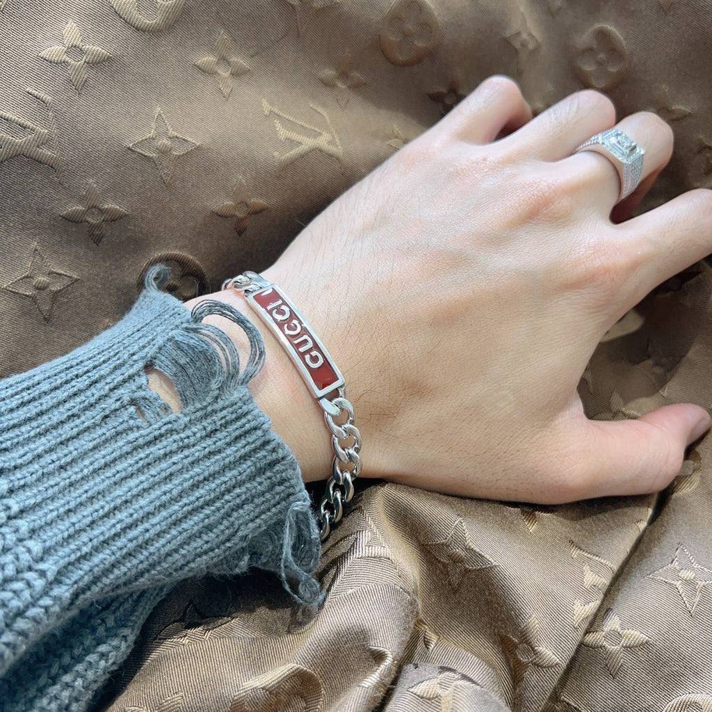 Gucci Silver-Tone Plaque Chain Bracelet with Red Detail - album image 3