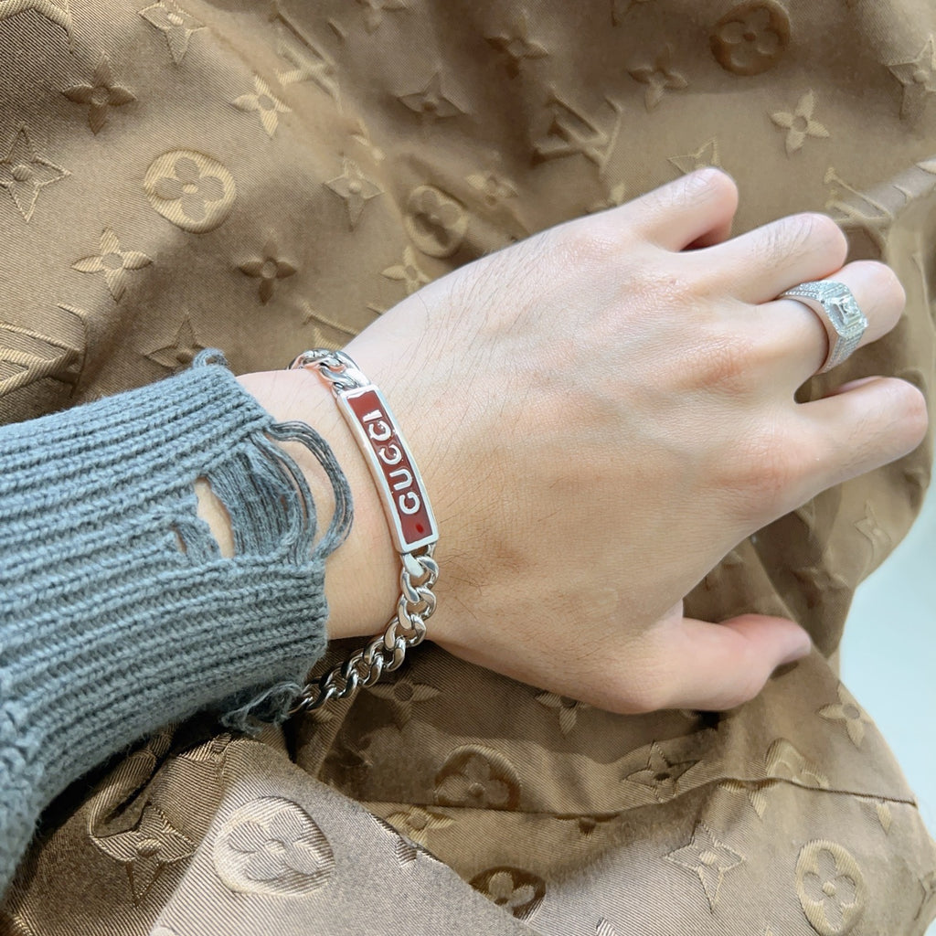 Gucci Silver-Tone Plaque Chain Bracelet with Red Detail - album image 6