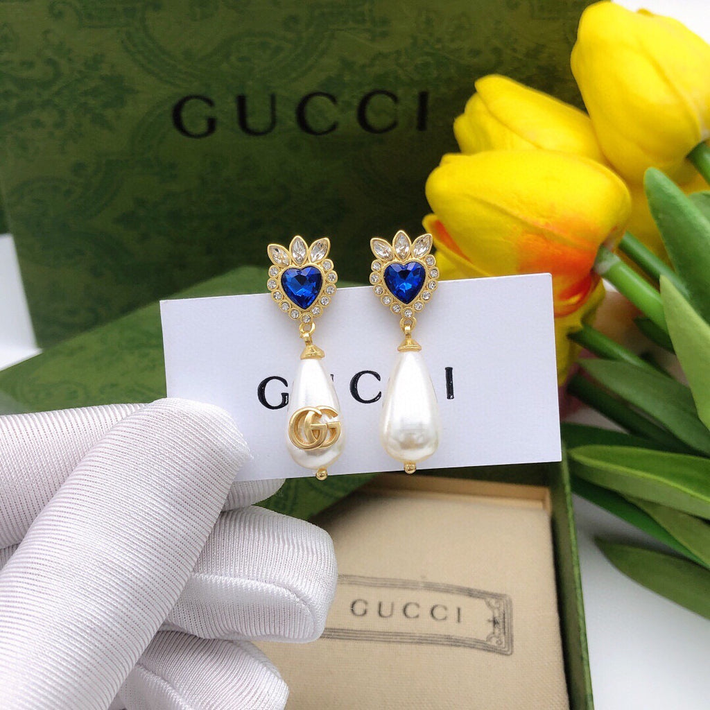 Gucci Teardrop Pearl Earrings - album image 2