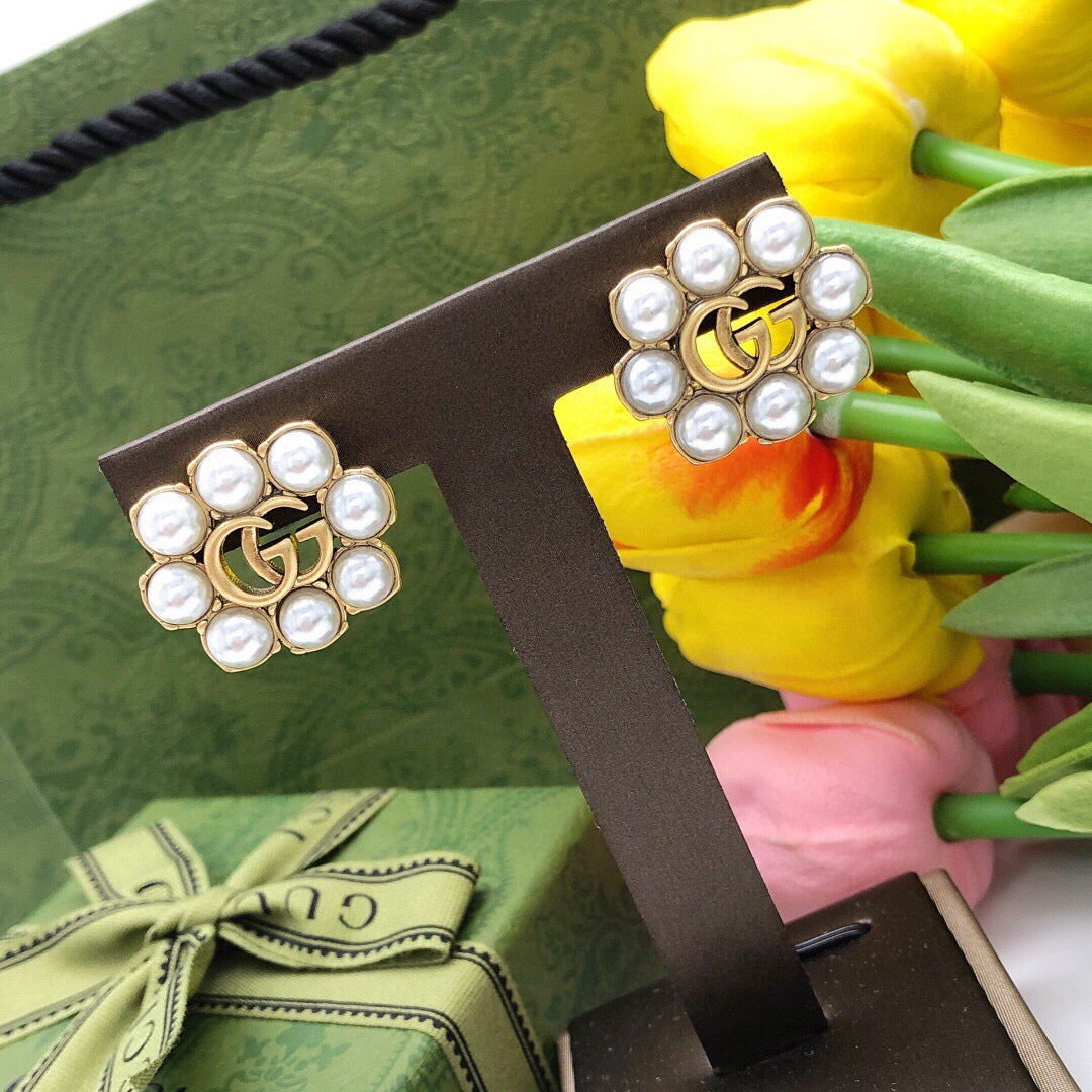 Gucci Interlocking G Pearl Earrings - album image 7