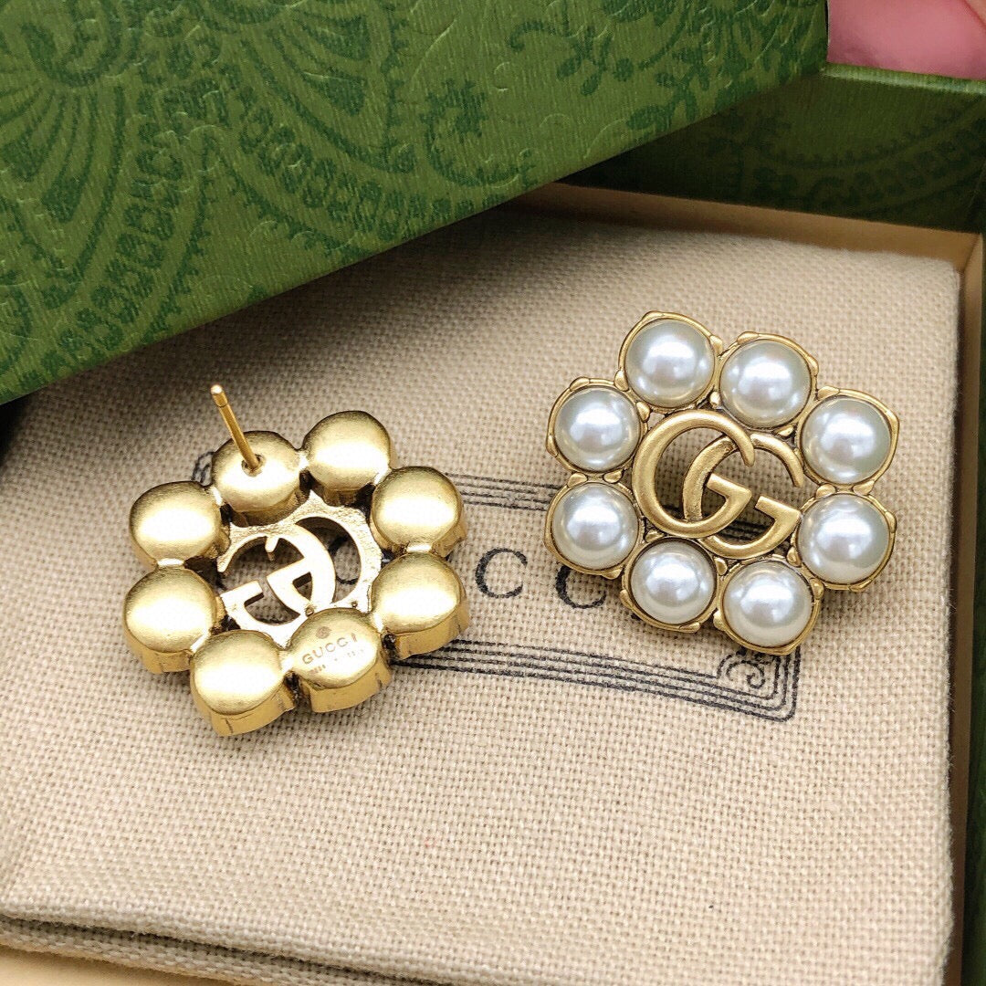 Gucci Interlocking G Pearl Earrings - album image 5