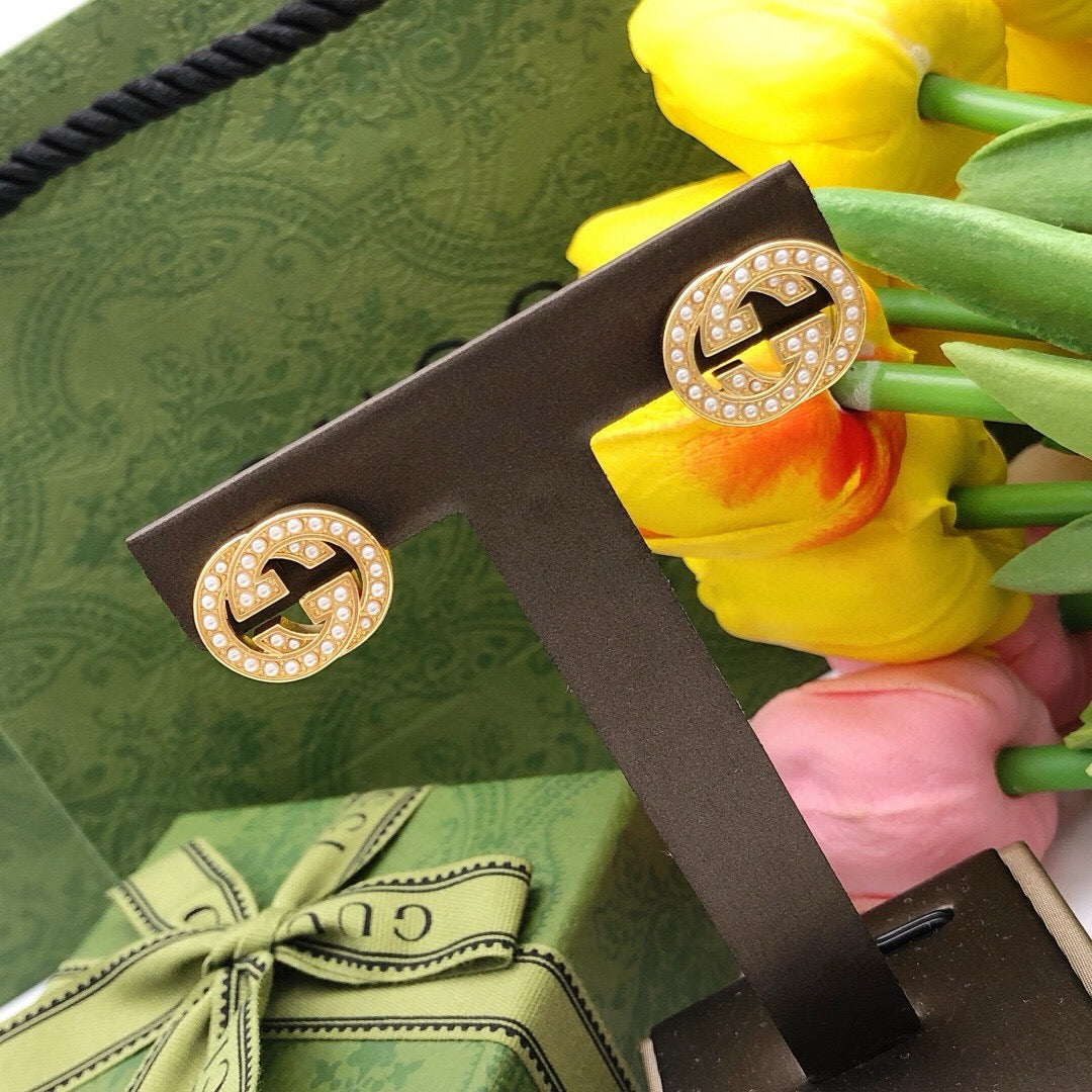Gucci Interlocking G Pearl Mini Earrings - album image 5