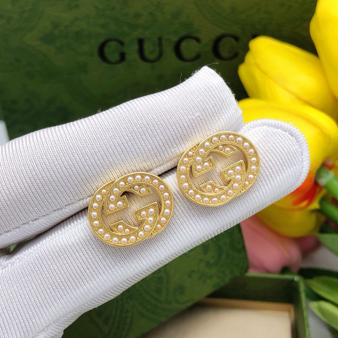 Gucci Interlocking G Pearl Mini Earrings - album image 3