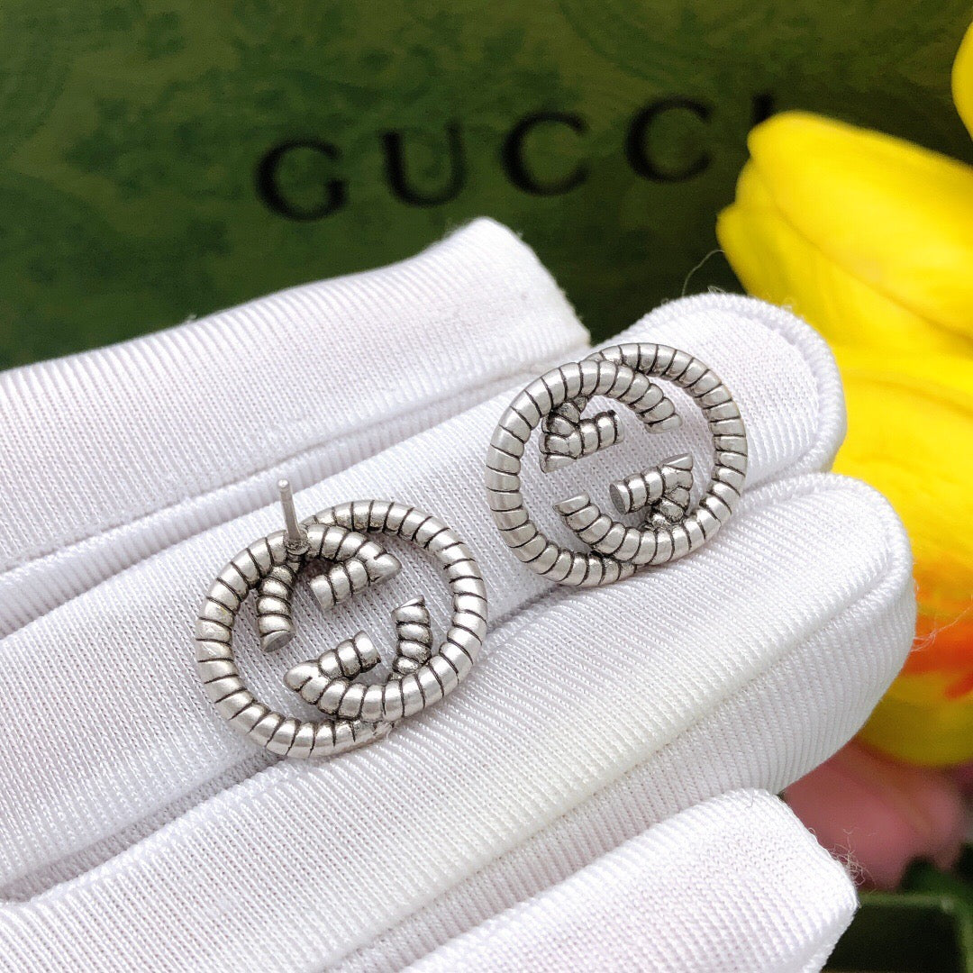Gucci Interlocking G Silver-Tone Twisted Stud Earrings - album image 2