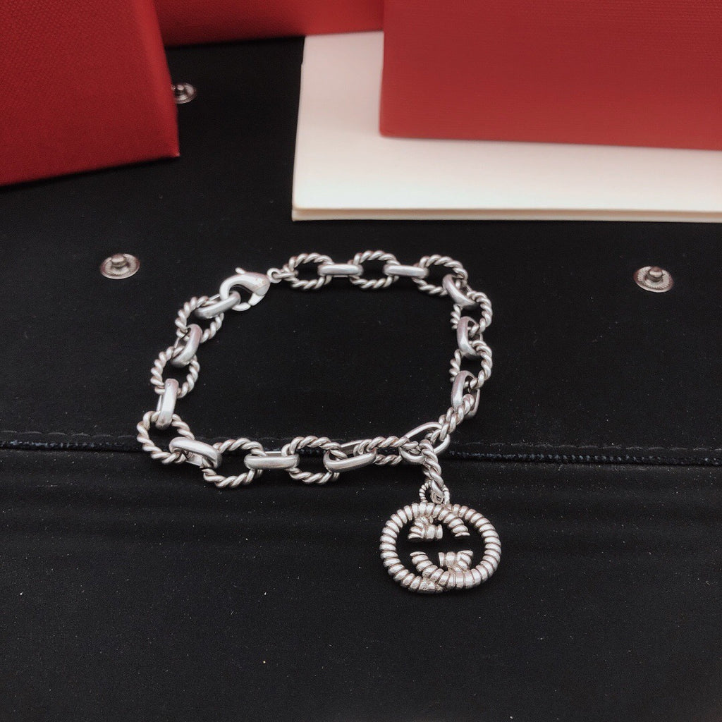 Gucci Antique Silver-Tone Silver-Tone Jewelry - Bracelet or Necklace - album image 2