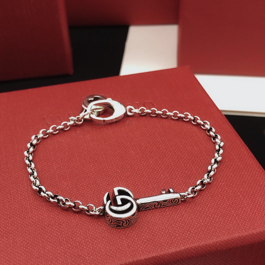 Gucci Antique Gold-Tone Key Gold-Tone Bracelet - album image 1