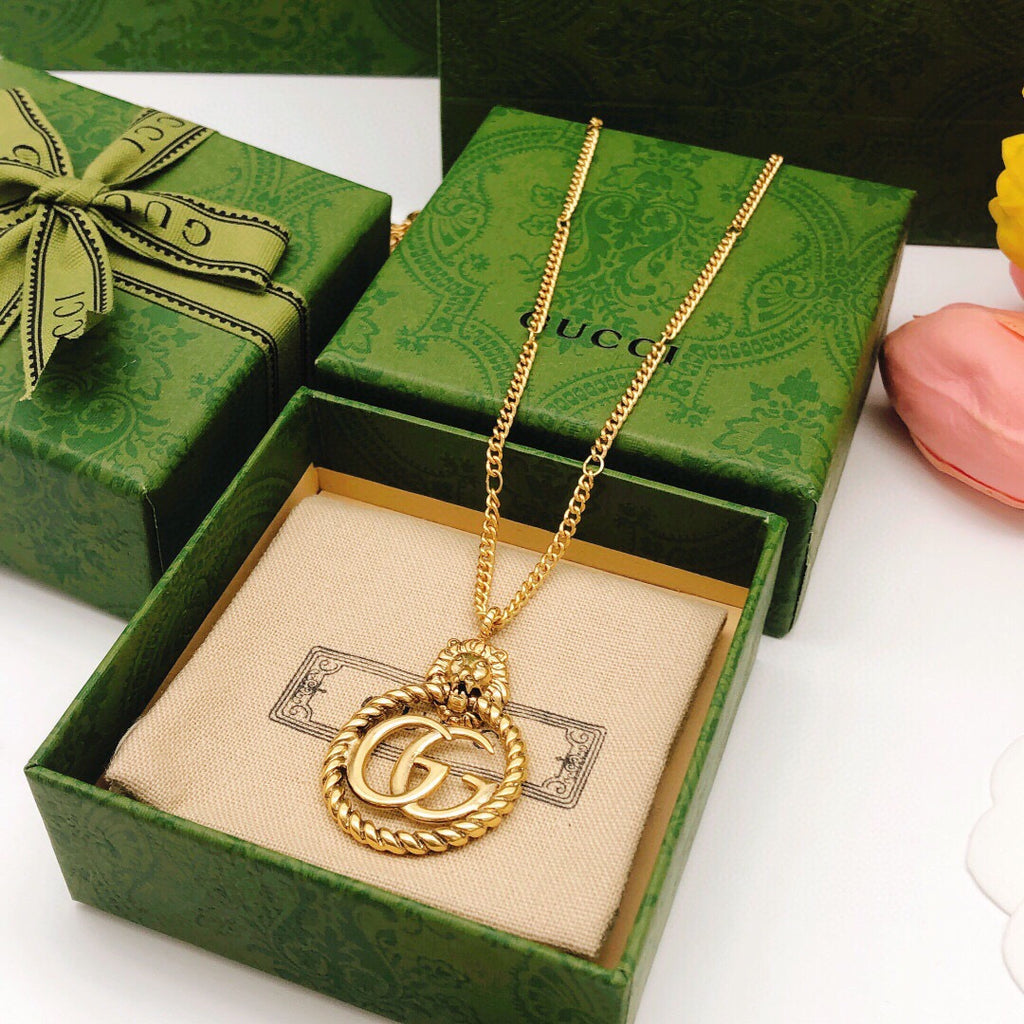 Gucci Interlocking G Circular Necklace - album image 4