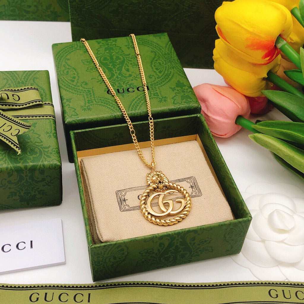 Gucci Interlocking G Circular Necklace - album image 2