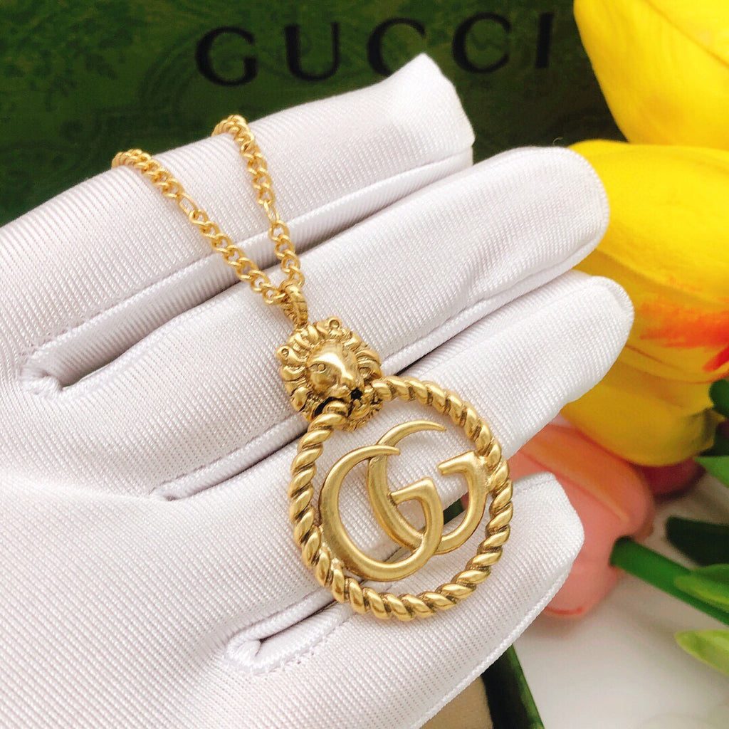 Gucci Interlocking G Circular Necklace - album image 1