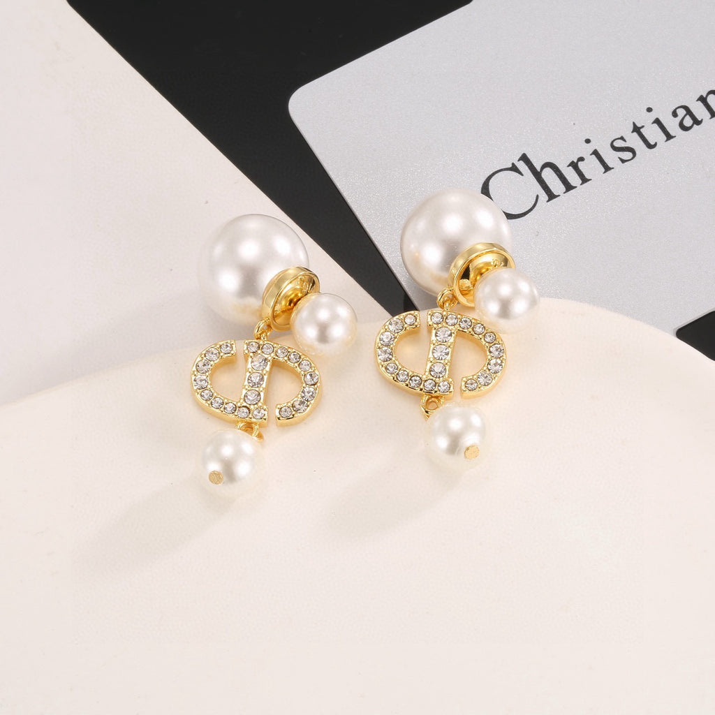 Dior Star Charm Pearl-Look Earrings - product image 4