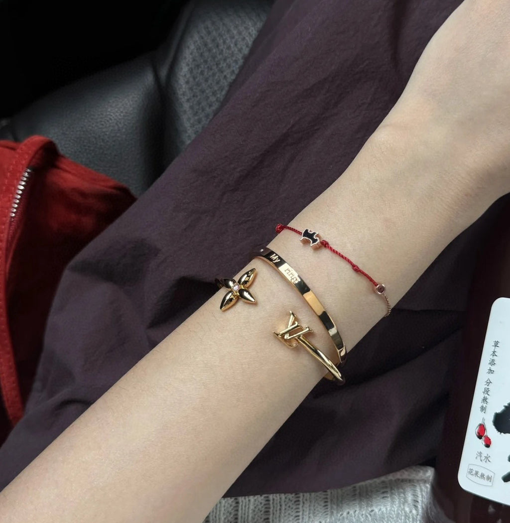Louis Vuitton Clover Bangle - album image 8