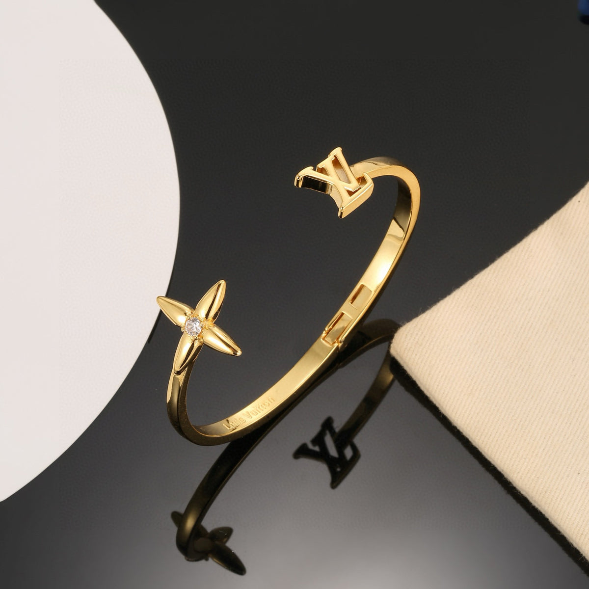 Louis Vuitton Clover Bangle - album image 1