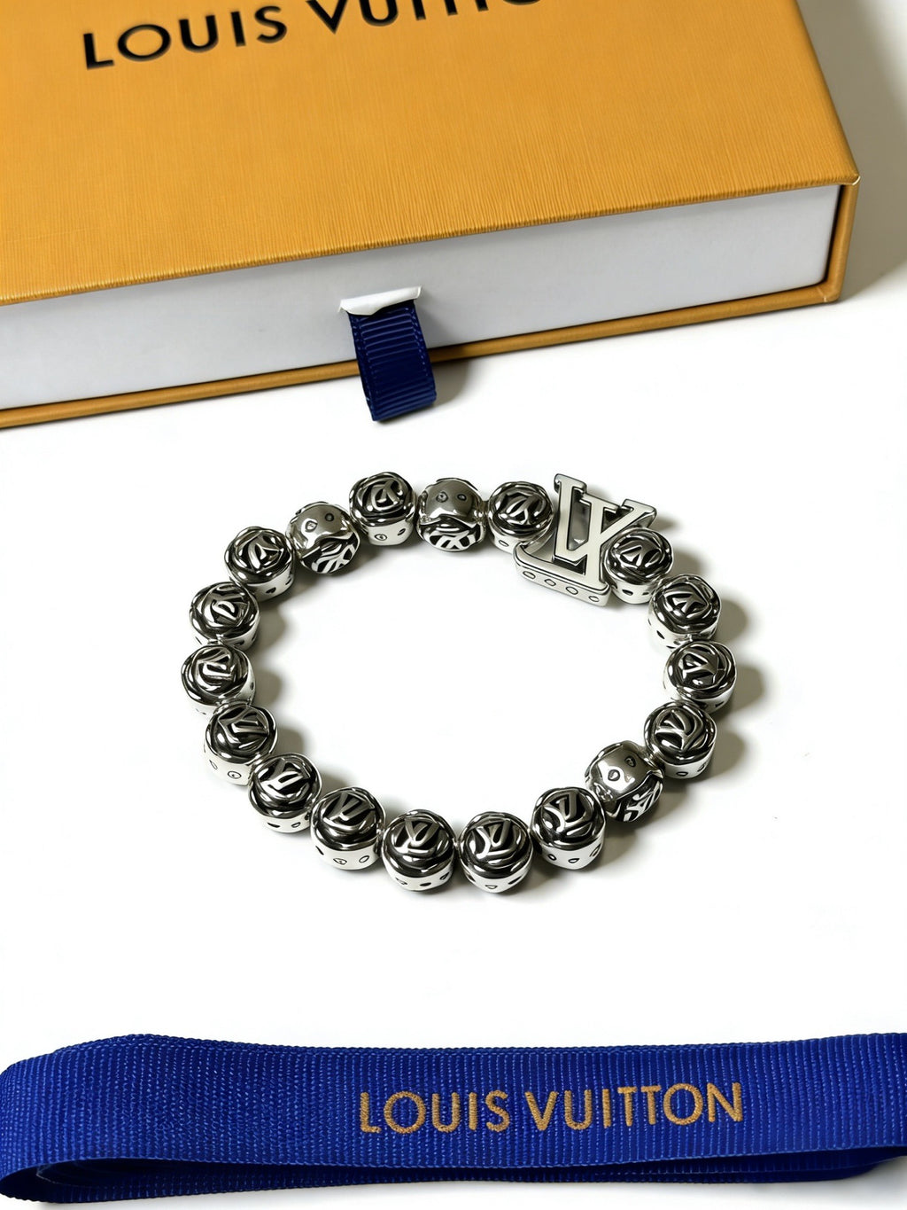 Louis Vuitton Silver-Tone Antiqued Cuban Link Chain Bracelet - album image 4