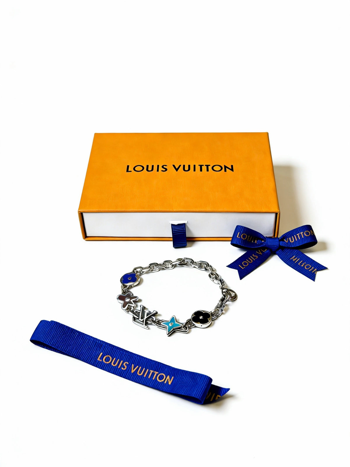 Louis Vuitton Silver-Tone Antiqued Cuban Link Chain Bracelet - album image 8
